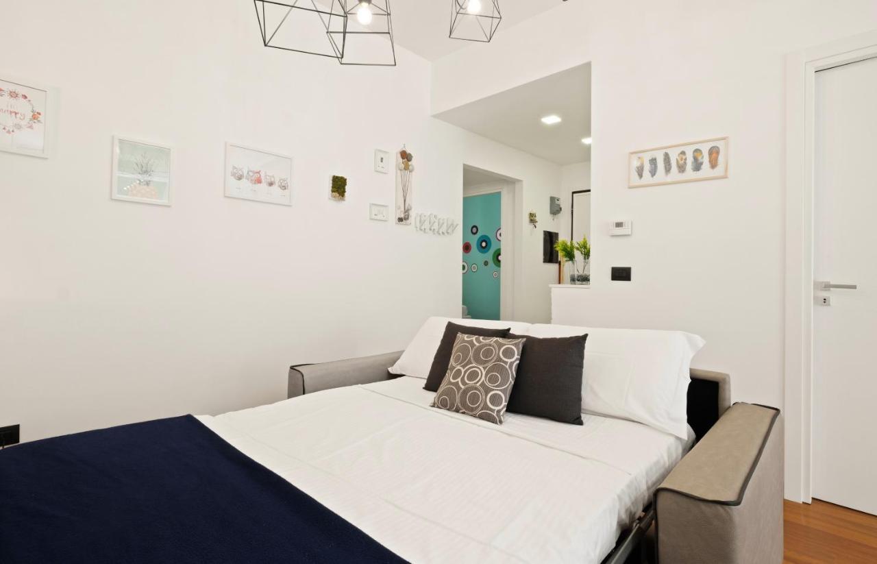 3 Bed Modern Flat - 15 Minutes Walk To Colosseum โรม ภายนอก รูปภาพ
